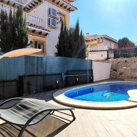 Affittacamere Planta Baja Con Piscina Privada