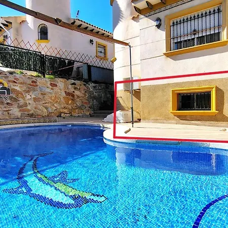 Affittacamere Planta Baja Con Piscina Privada 3*